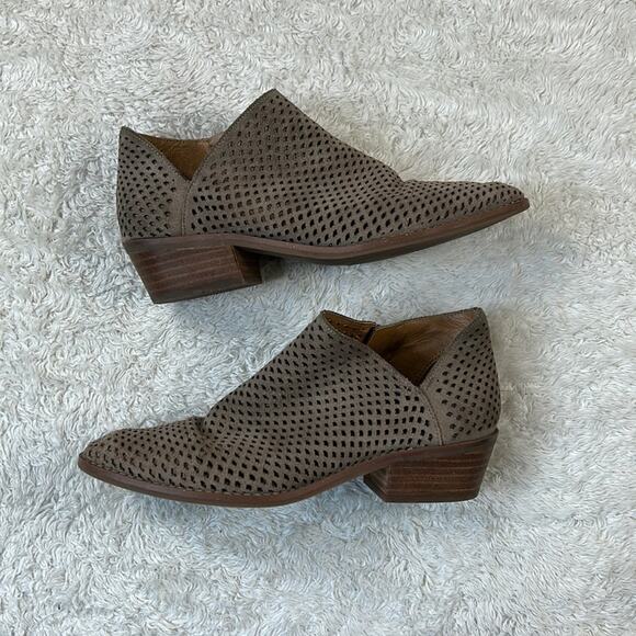 Lucky Brand LP - Frankela P Mesh laser cutout brown leather booties, size 8 - Picture 1 of 9